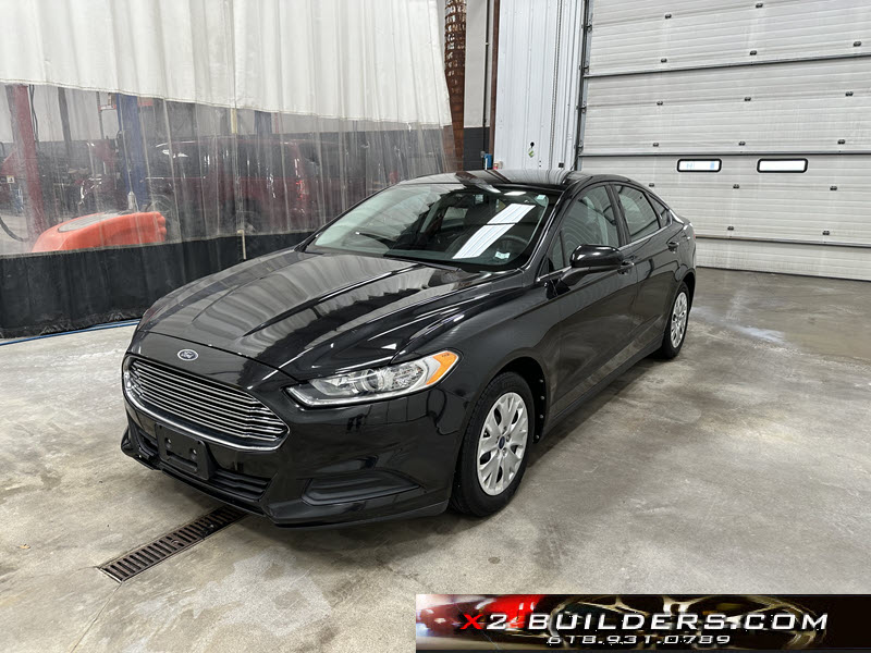 2013 Ford Fusion S